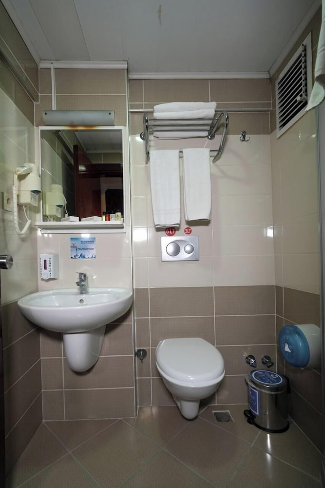 Hotel Akyildiz 48/50
