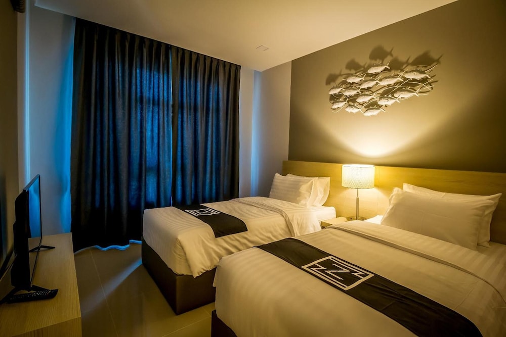 Triple Z Hotel 23/56