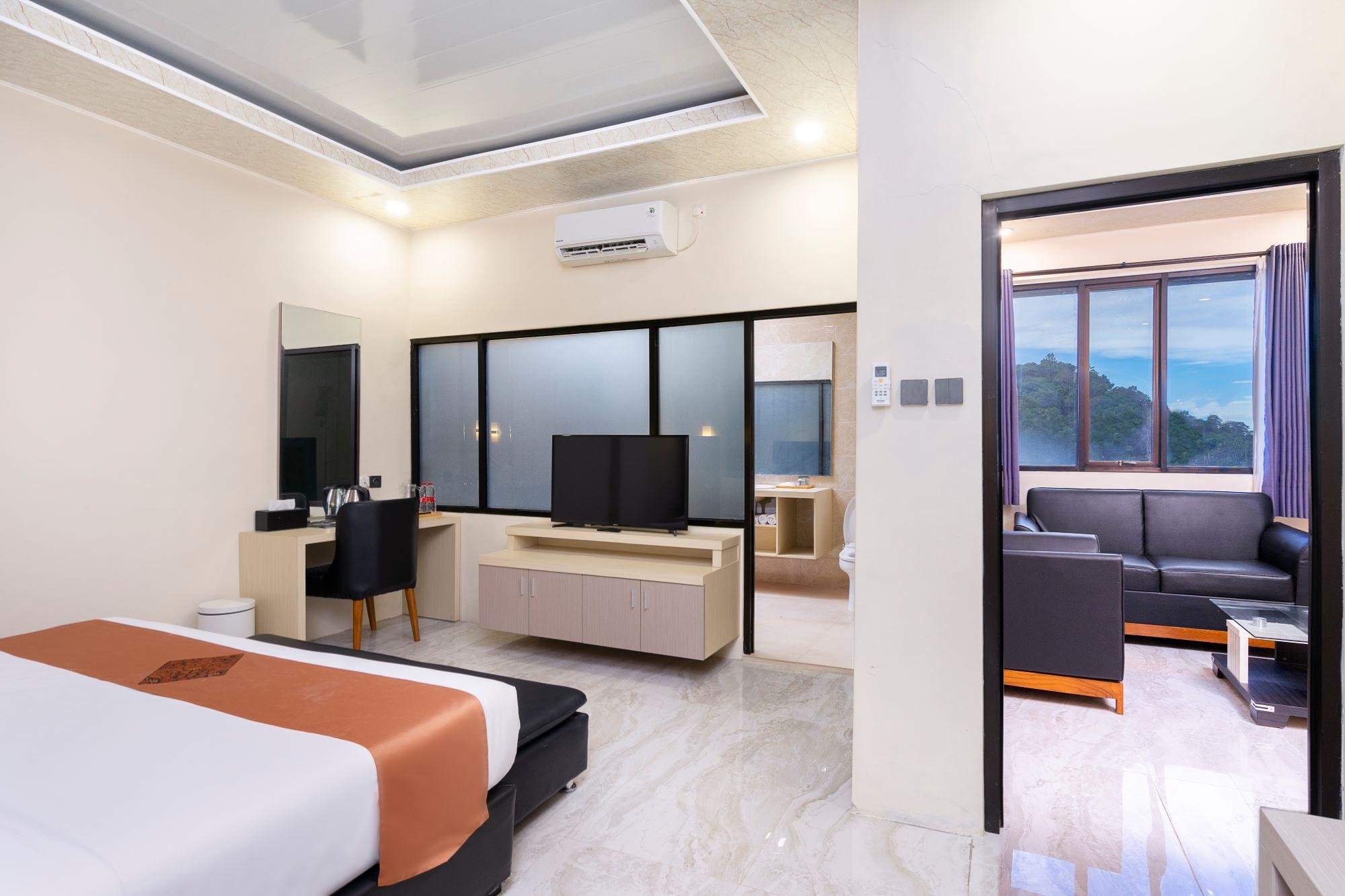 Grand Valonia Hotel 8/23
