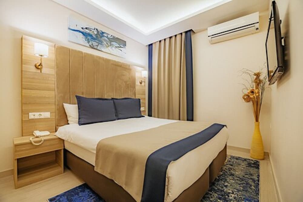 Comfort Beige Hotel 16/50