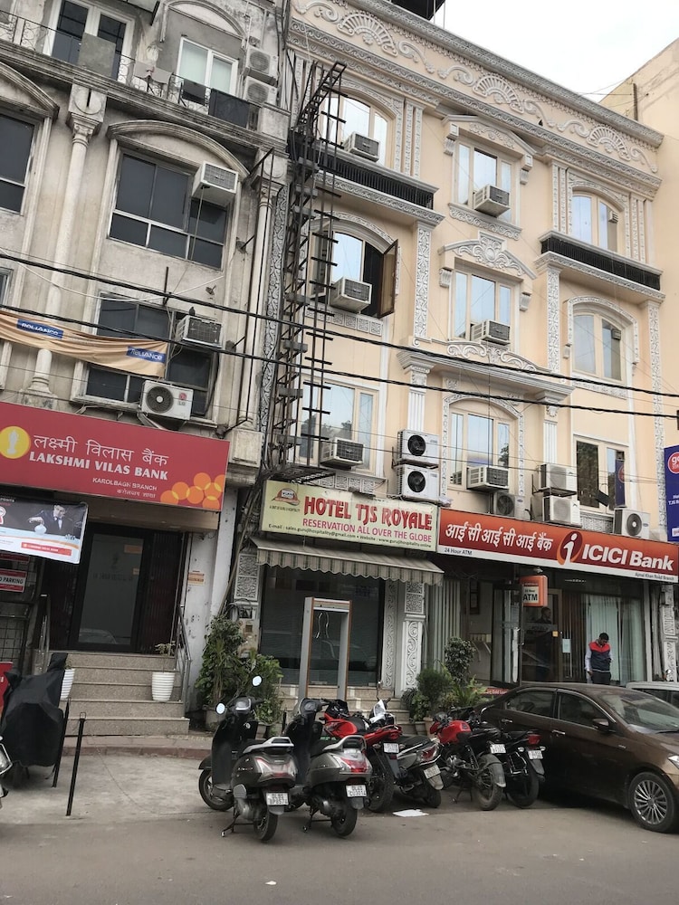 HOTEL TJS ROYALE 6/44