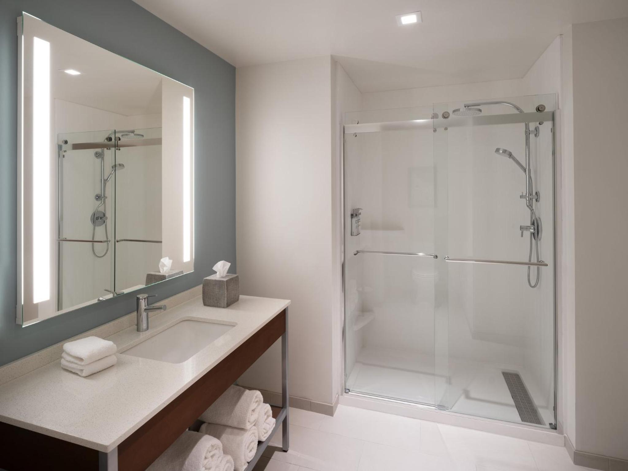 Premium, Queen Bed, Accessible, EVEN Hotel Bozeman Yellowstone Intl Arpt, an IHG Hotel 7/7