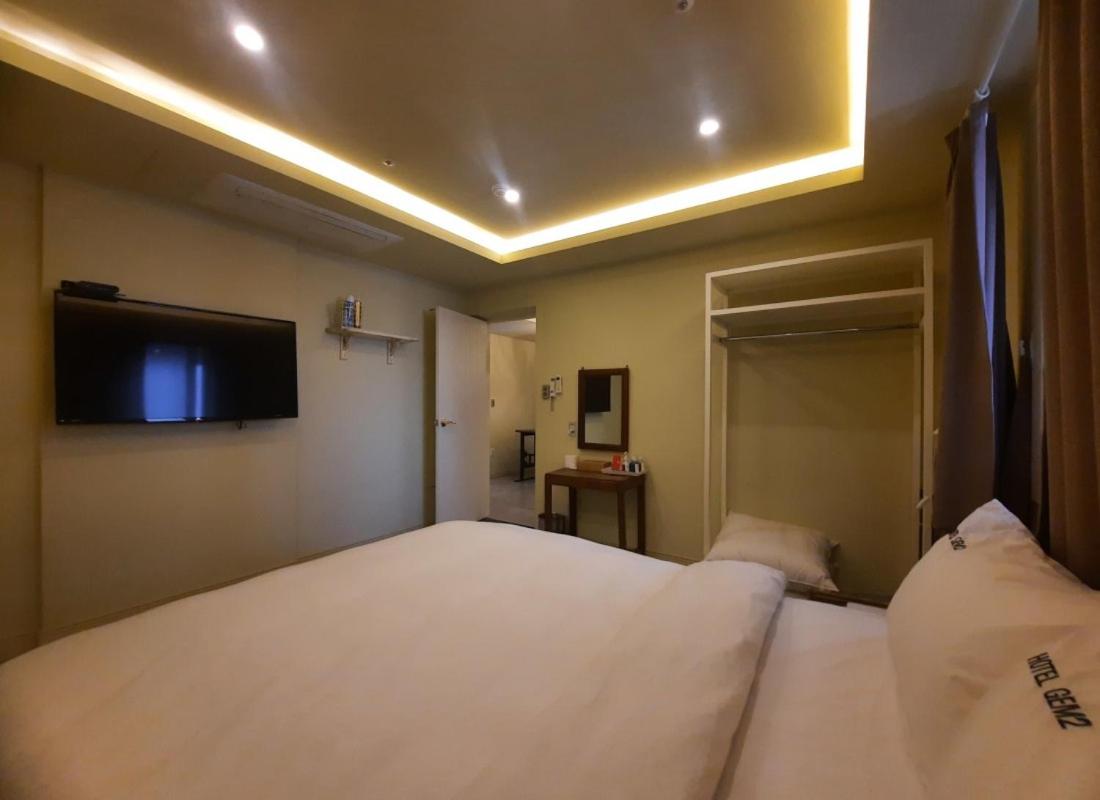 Pool, Penthouse, Villa, Ocean View، SongJeong Lesign Hotel 2/4