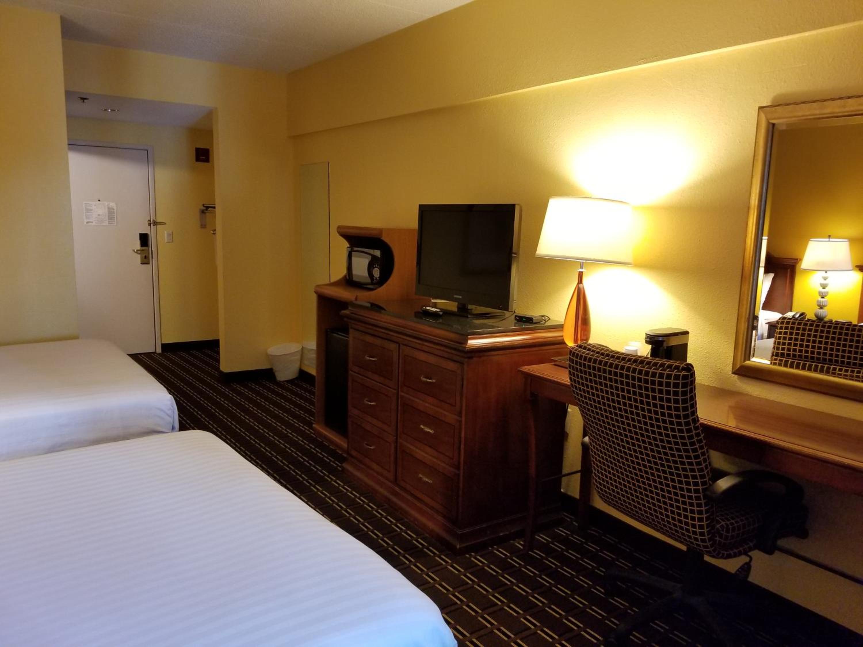 غرفة ديلوكس بسرير مزدوج أو سريرين منفصلين، The Comstock Inn And Conference Center 5/8