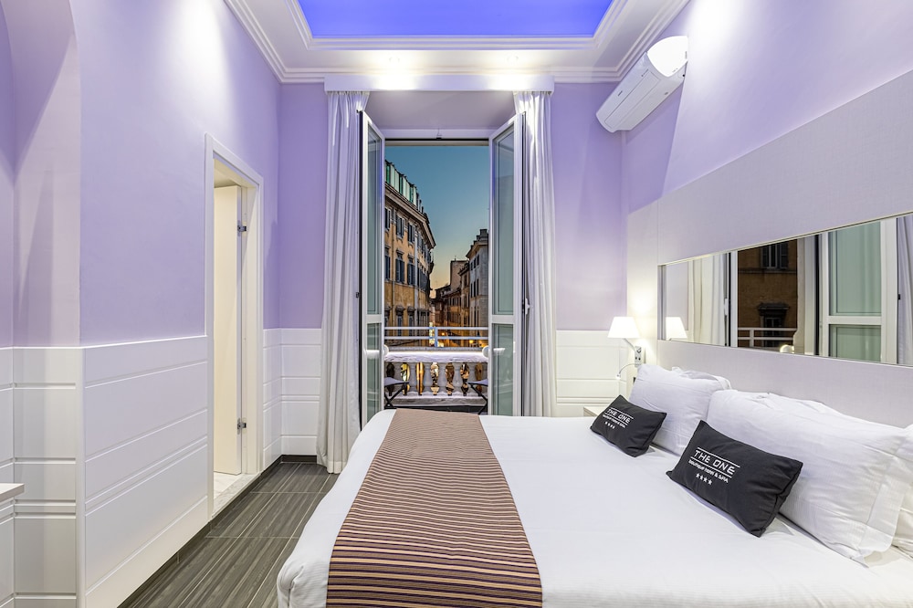 EXECUTIVE, DOUBLE BED, CITY VIEW, BALCONY