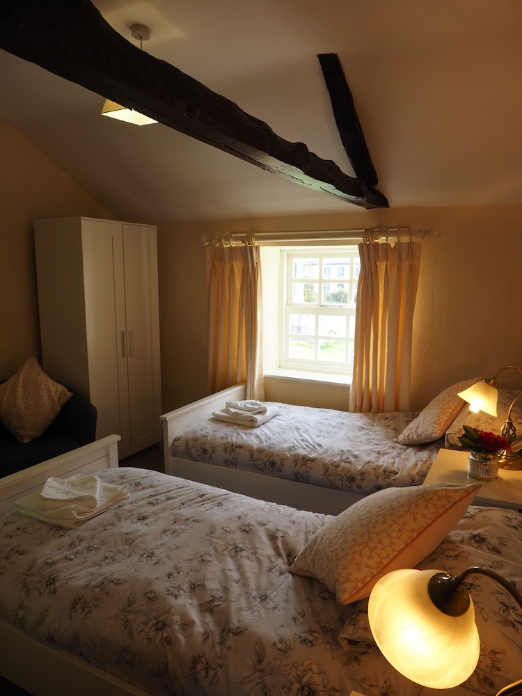 The Shepherds Inn 8/50