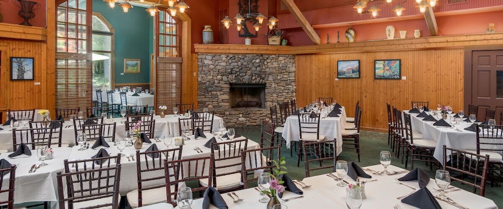 Highland Lake Inn & Resort 63/77
