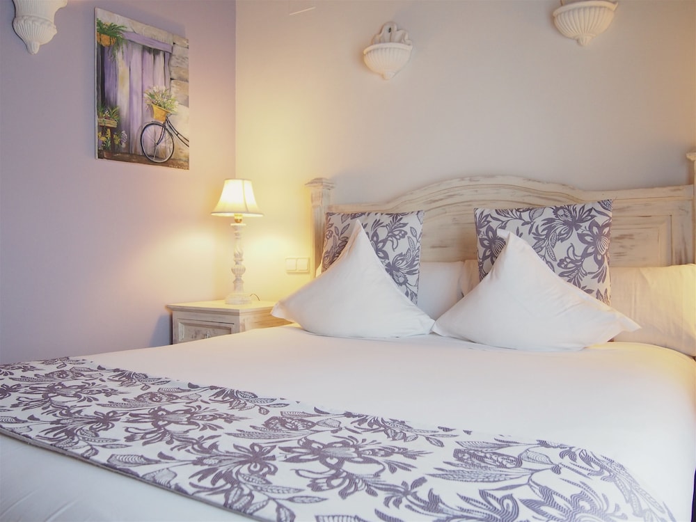 غرفة بسرير كينج بشرفة، Hotel Abaco 4/6