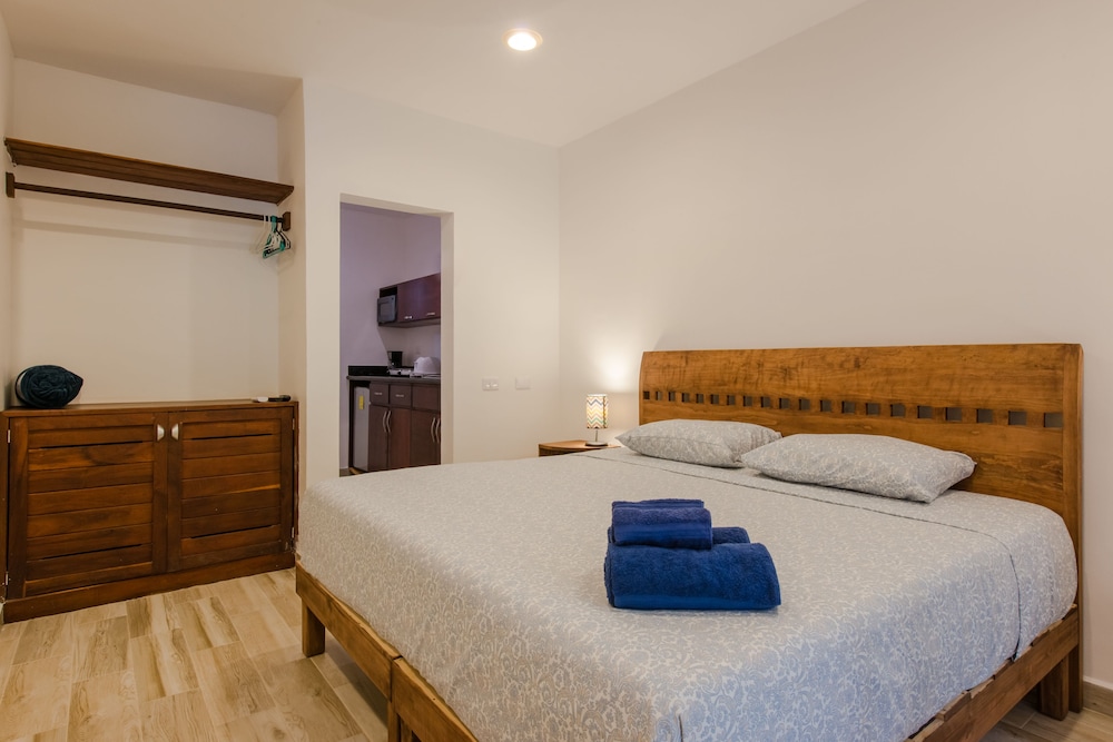 Villas Picalu Studios & Suites 15/50