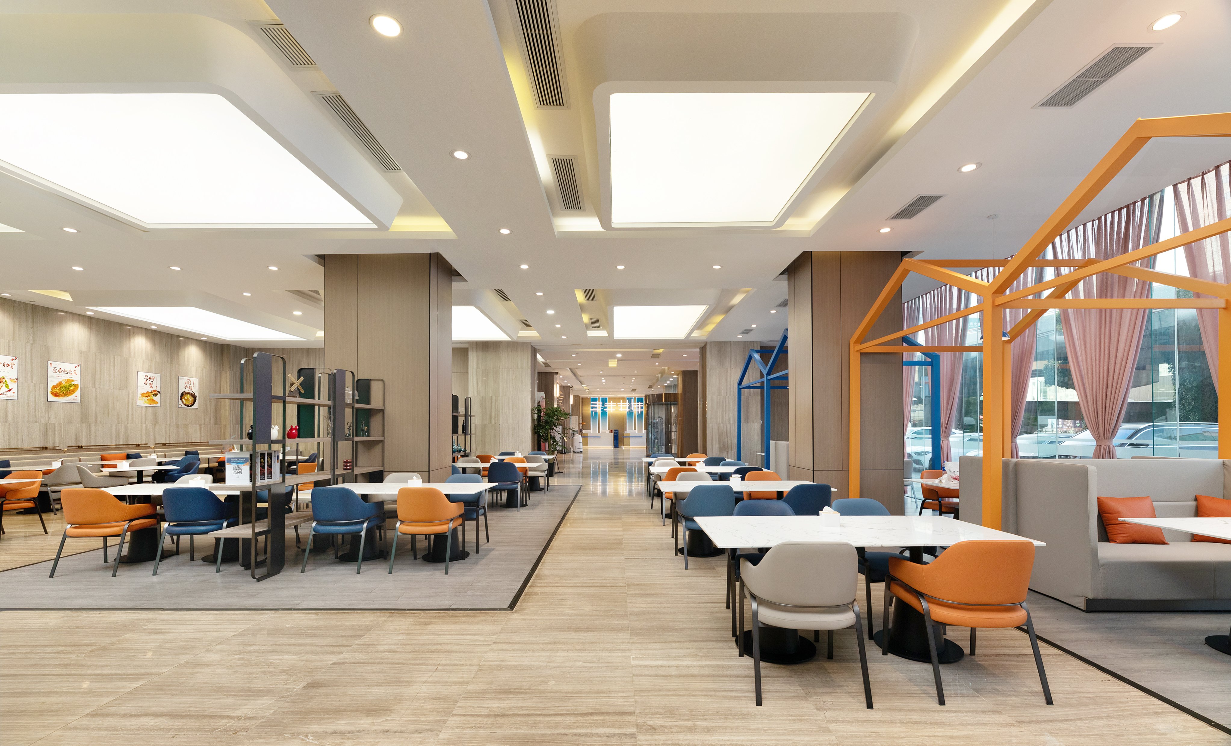 HOLIDAY INN EXPRESS CHENGDU WUHOU 31/48