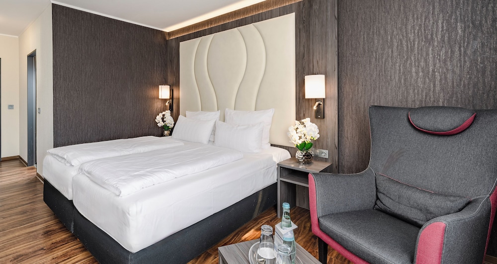Standard, Double Bed