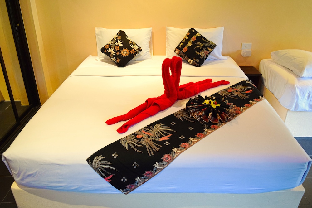 LANTA PEARL BEACH RESORT 31/78