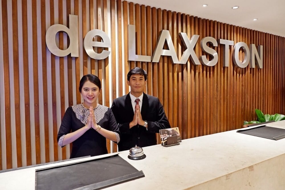 De Laxston Hotel By Azana 5/70