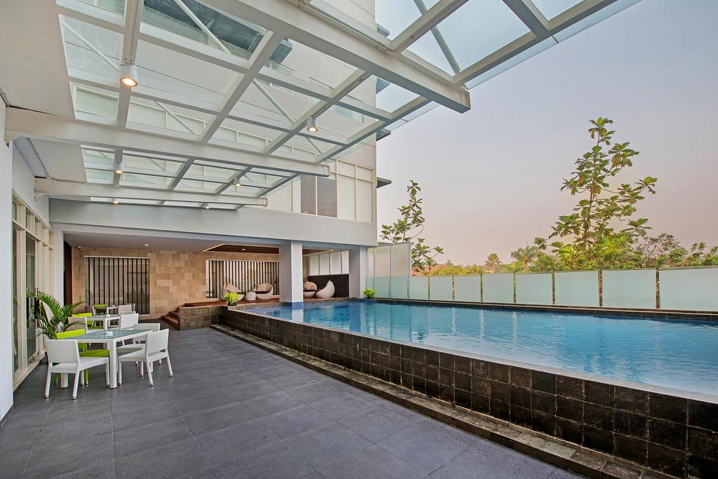 WHIZ PRIME HOTEL PAJAJARAN BOGOR 25/34