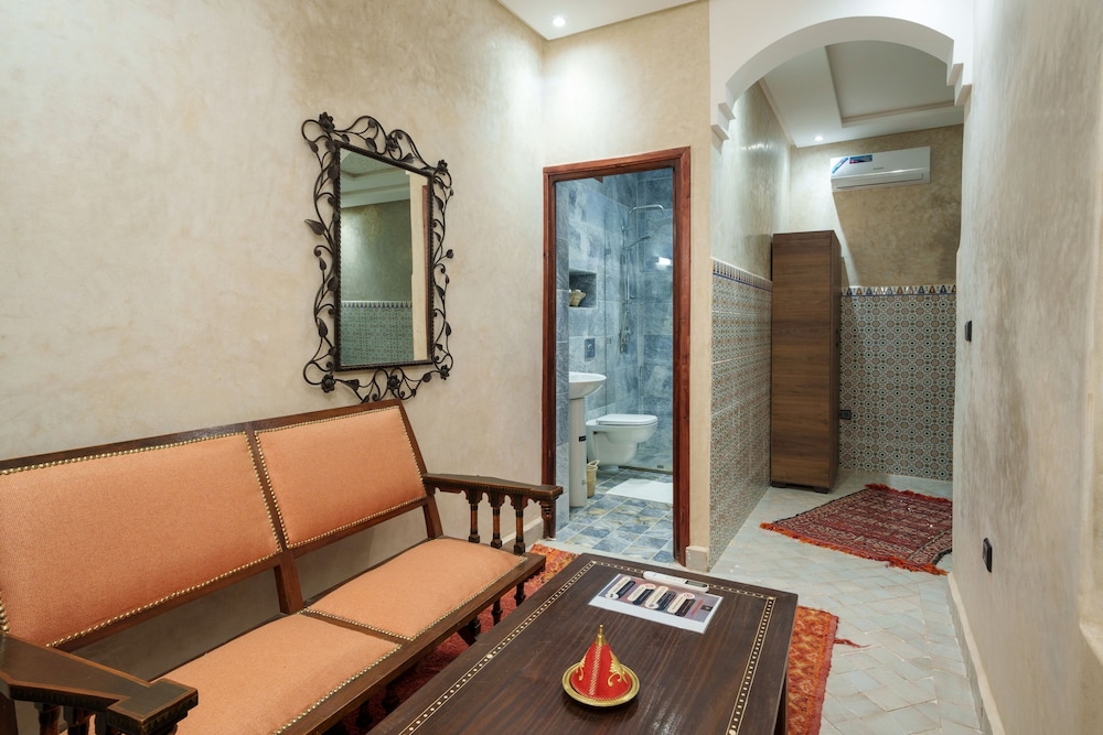 Riad Azalia 52/63