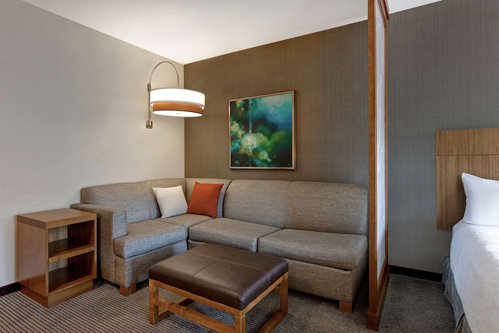 Hyatt Place Bloomington/Normal 37/56