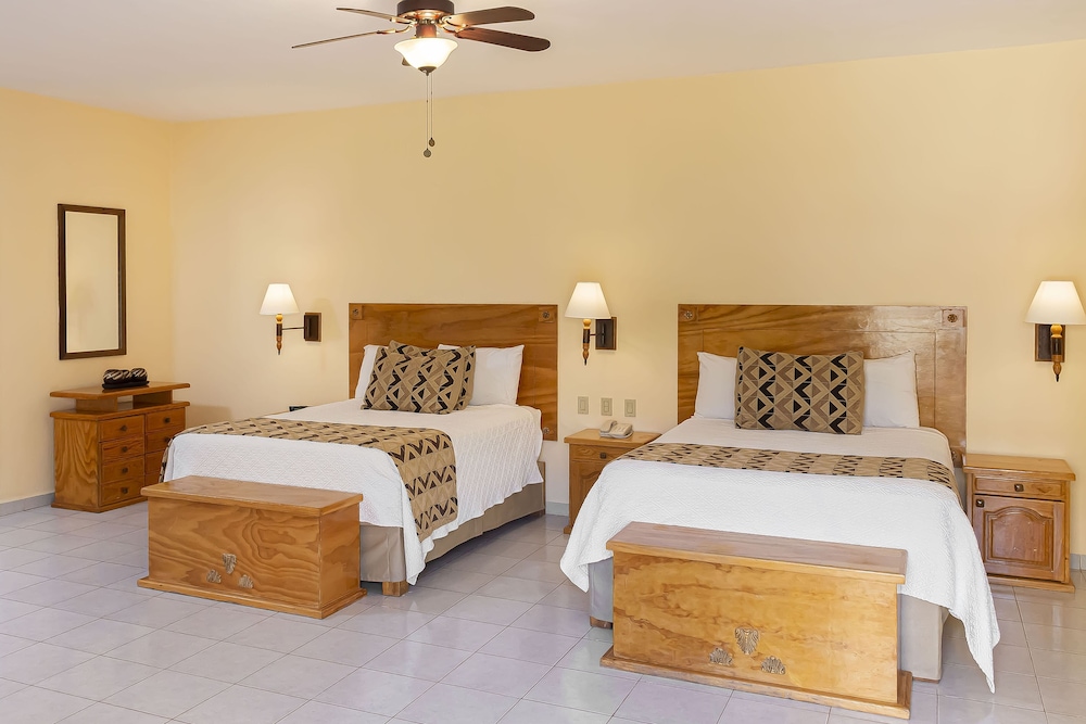Hotel Santa Fe Loreto by Villa Group 23/75