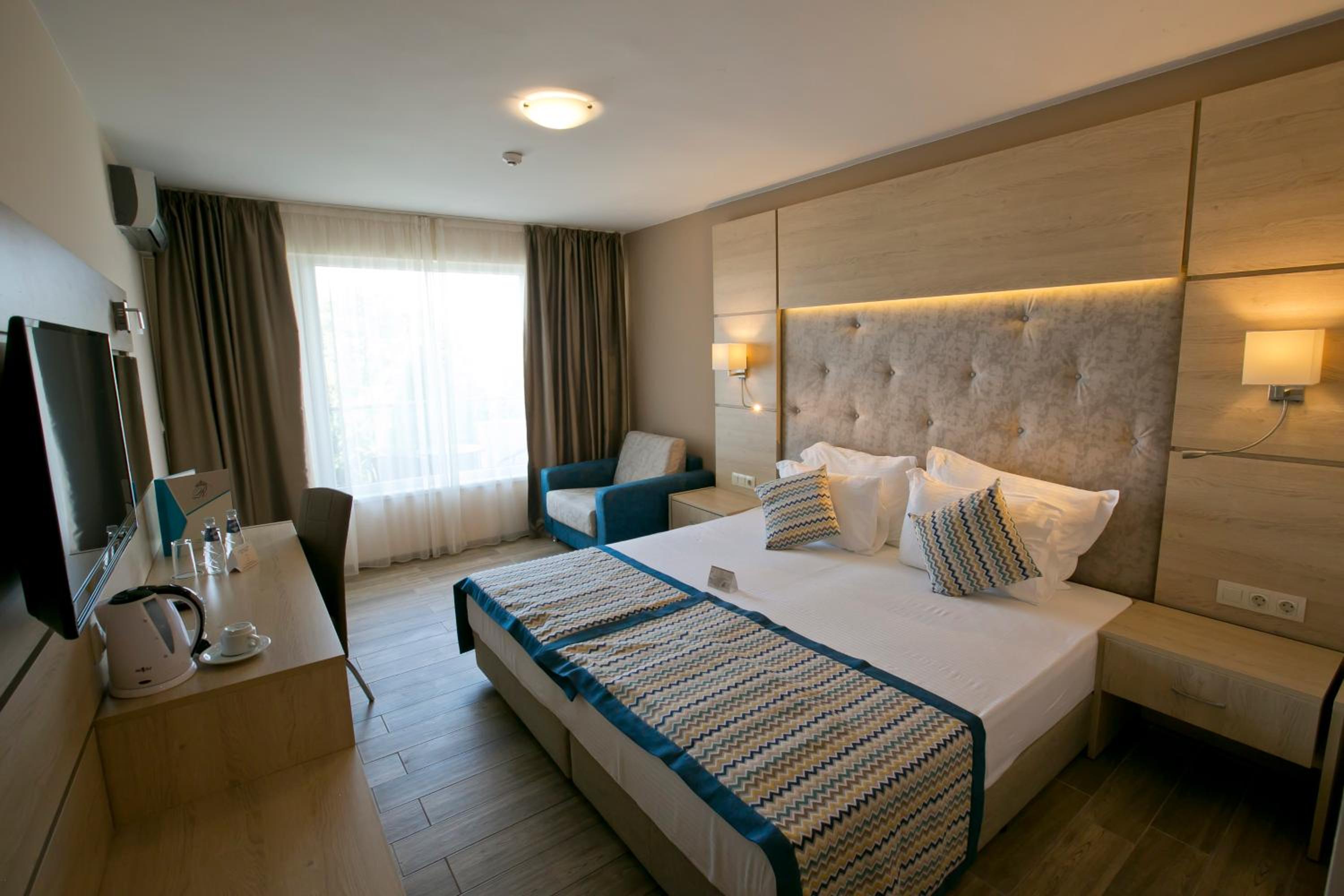 Royal Bay Resort 18/62