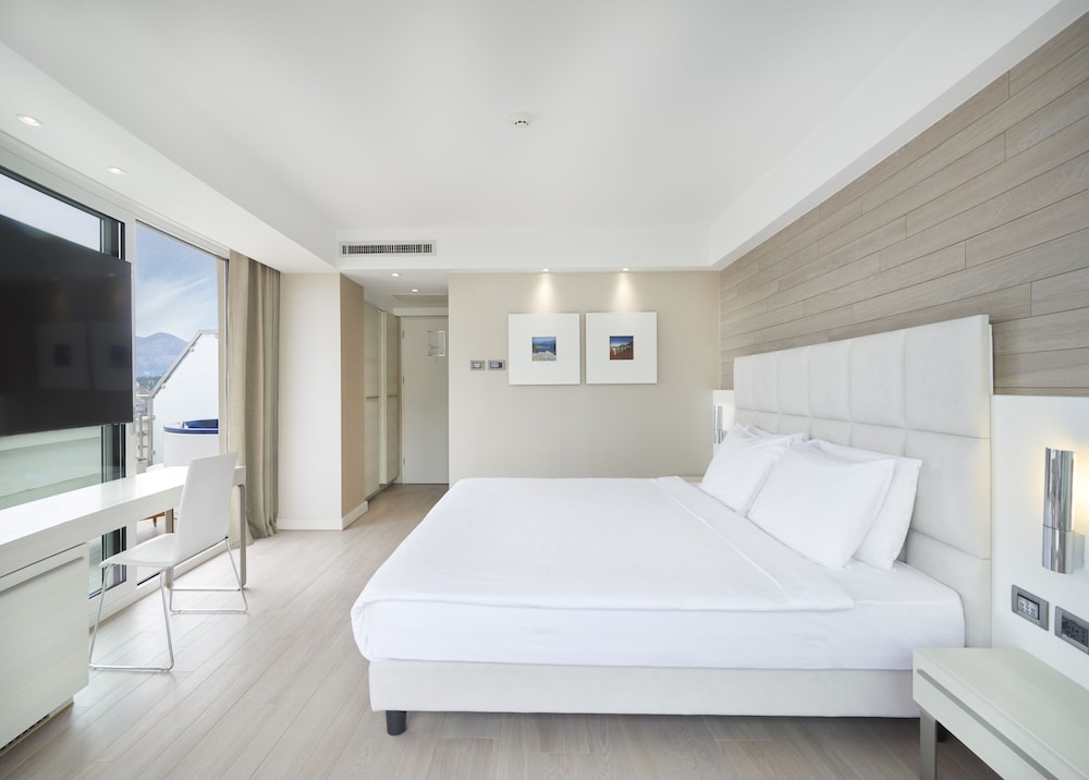 Hilton Lopud Beach Resort and Spa 5/50