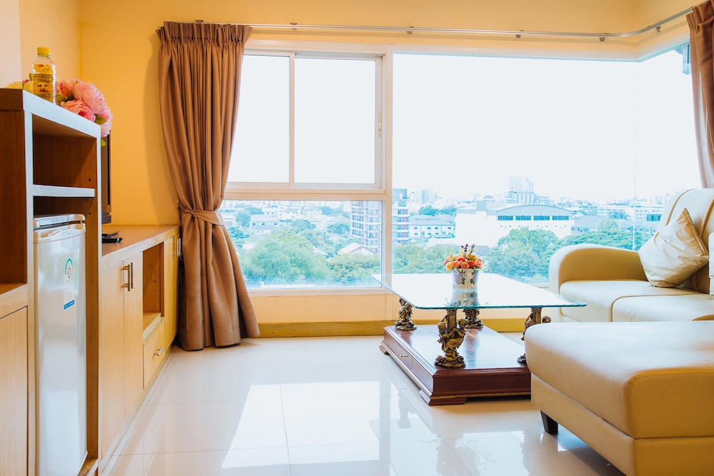 Metropoint Bangkok 40/80