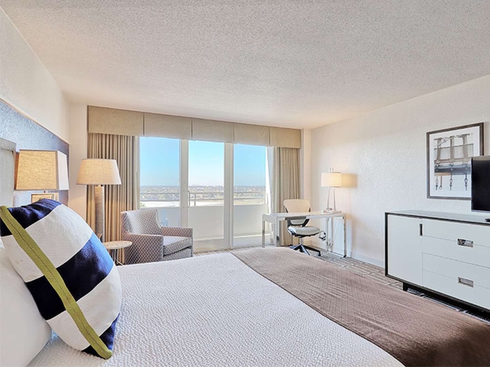South Shore Harbour Resort & Conference Center 14/30