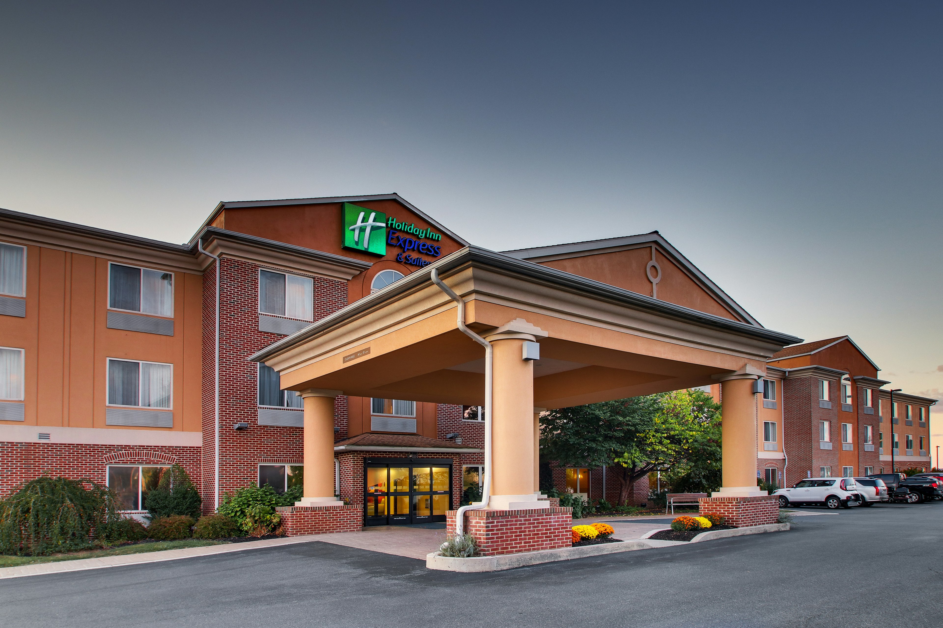 Holiday Inn Express Hotel And Suites Lancaster Lititz 68/73