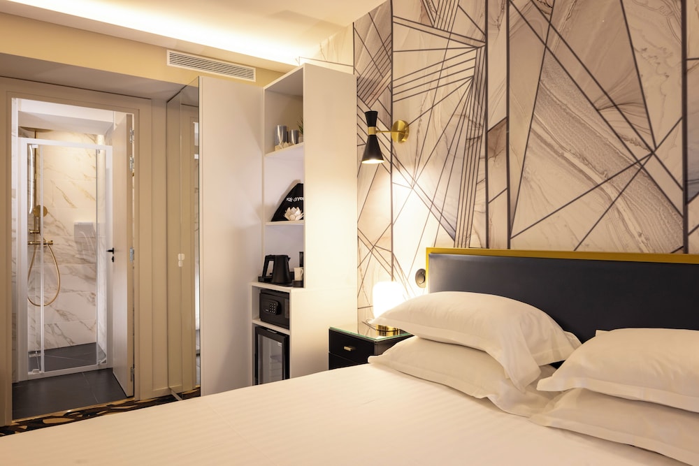 COMFORT, DOUBLE BED