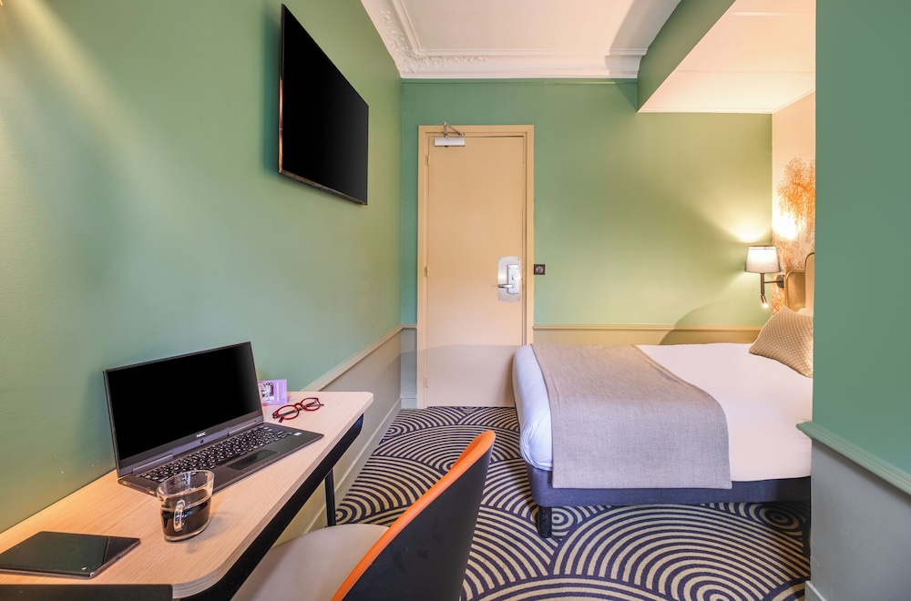 Avalon Hotel Paris Gare Du Nord 60/71