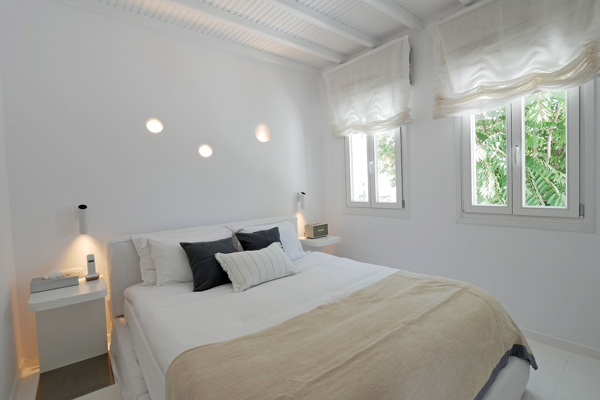 Suite, Queen Bed, Sea View, Outdoor Jetted Tub