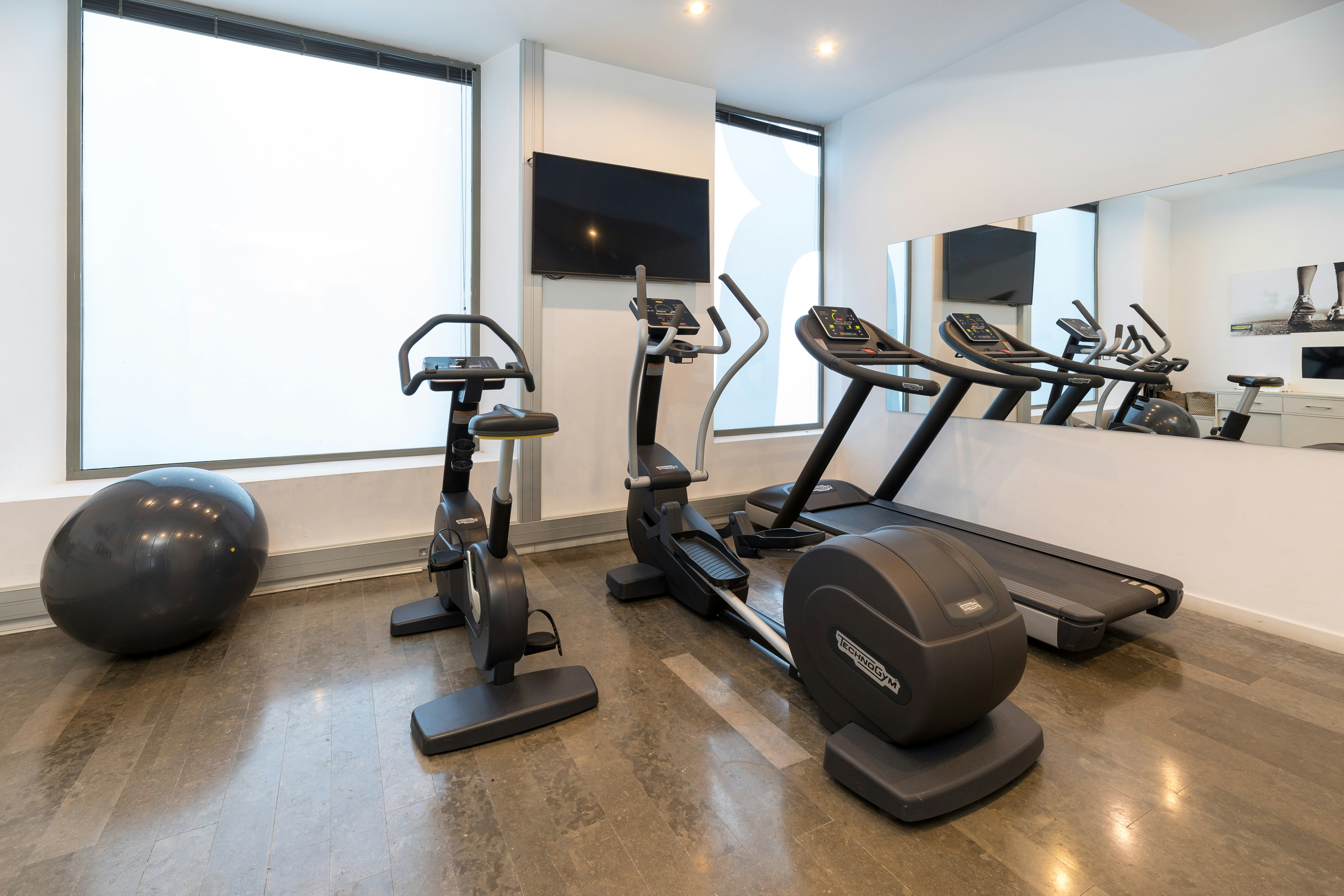 SERCOTEL AMISTER ART HOTEL 24/49
