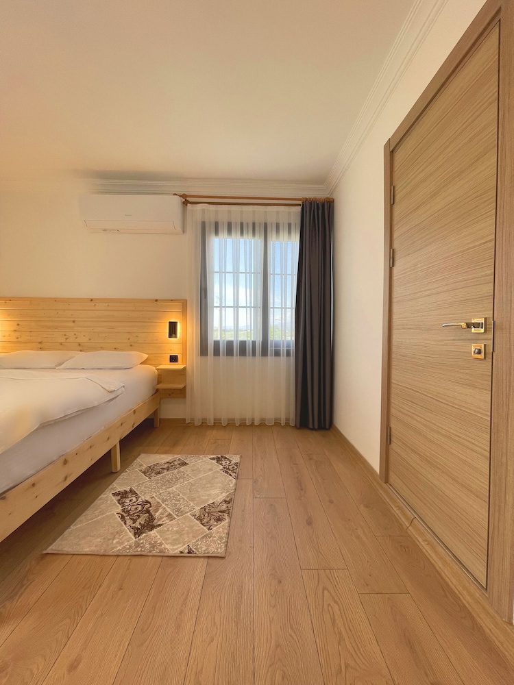 Alibaba Airport Hotel 6/50