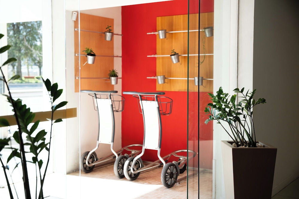 Ibis Coimbra Centro 39/68