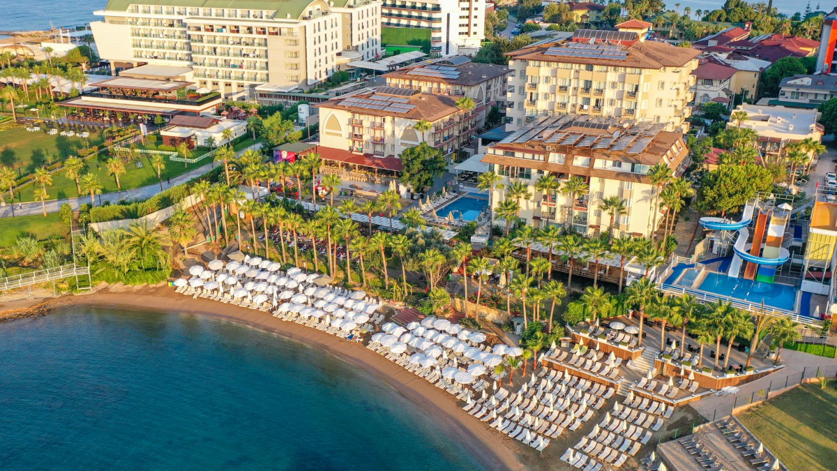 Eos Beach Hotel 51/55