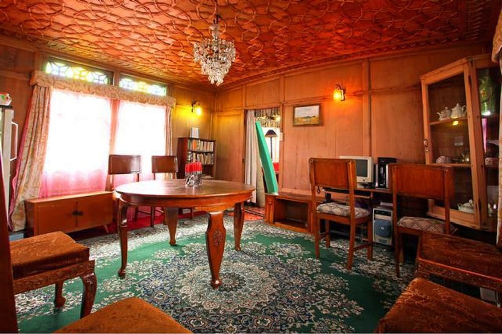 Houseboat Zaindari Palace 23/45