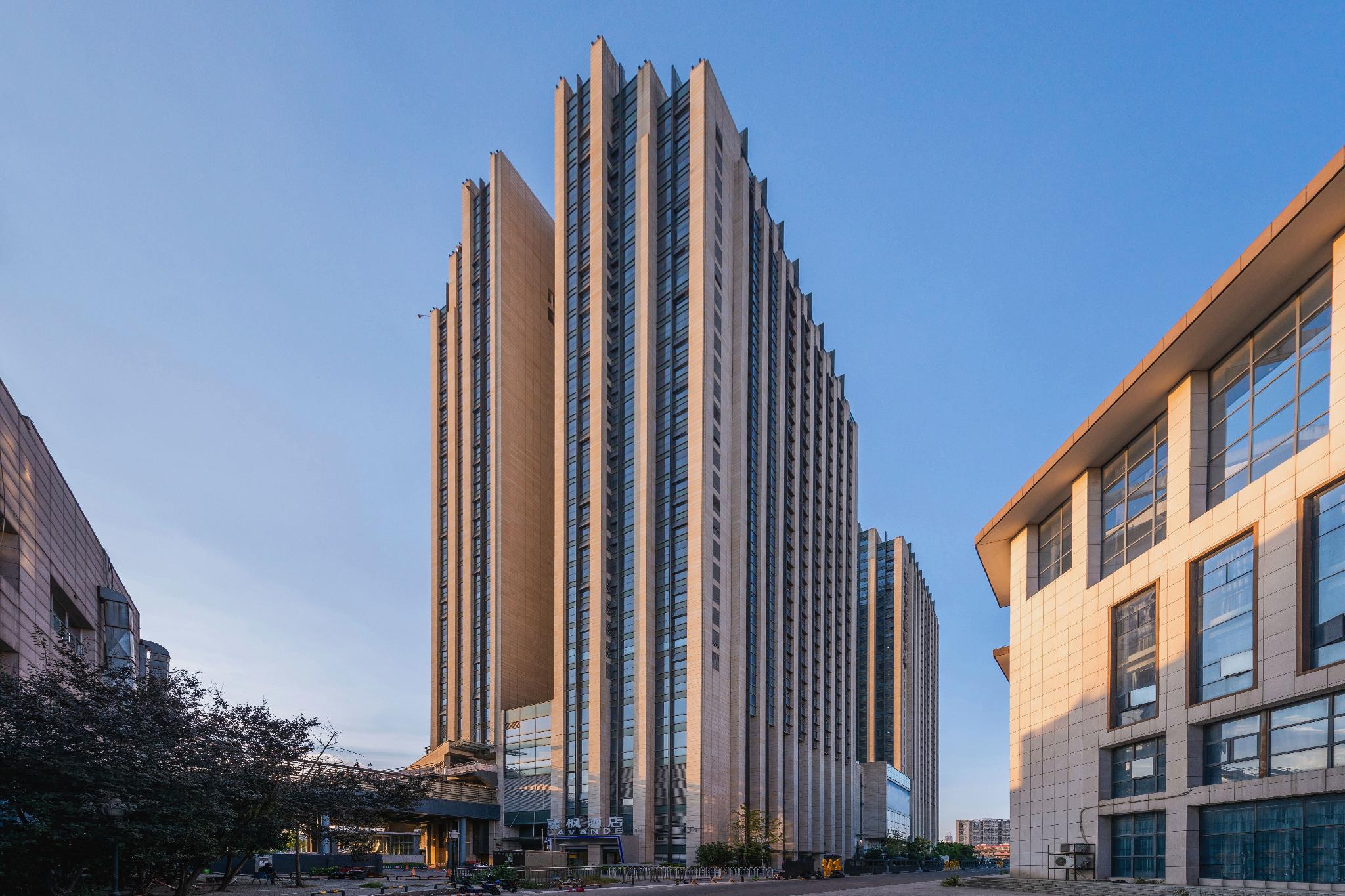 Lavande Hotel (Wuhan Wuchang Railway Station Square) 6/19