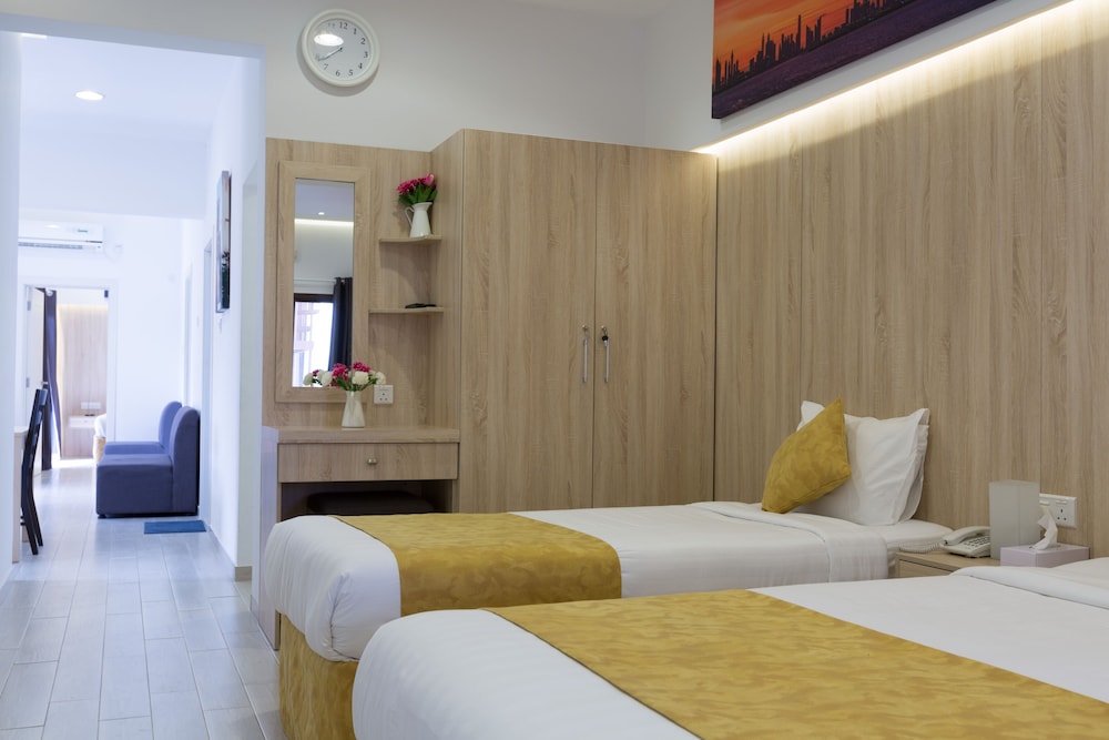 Capital O 314 24 Gold Hotel 27/49