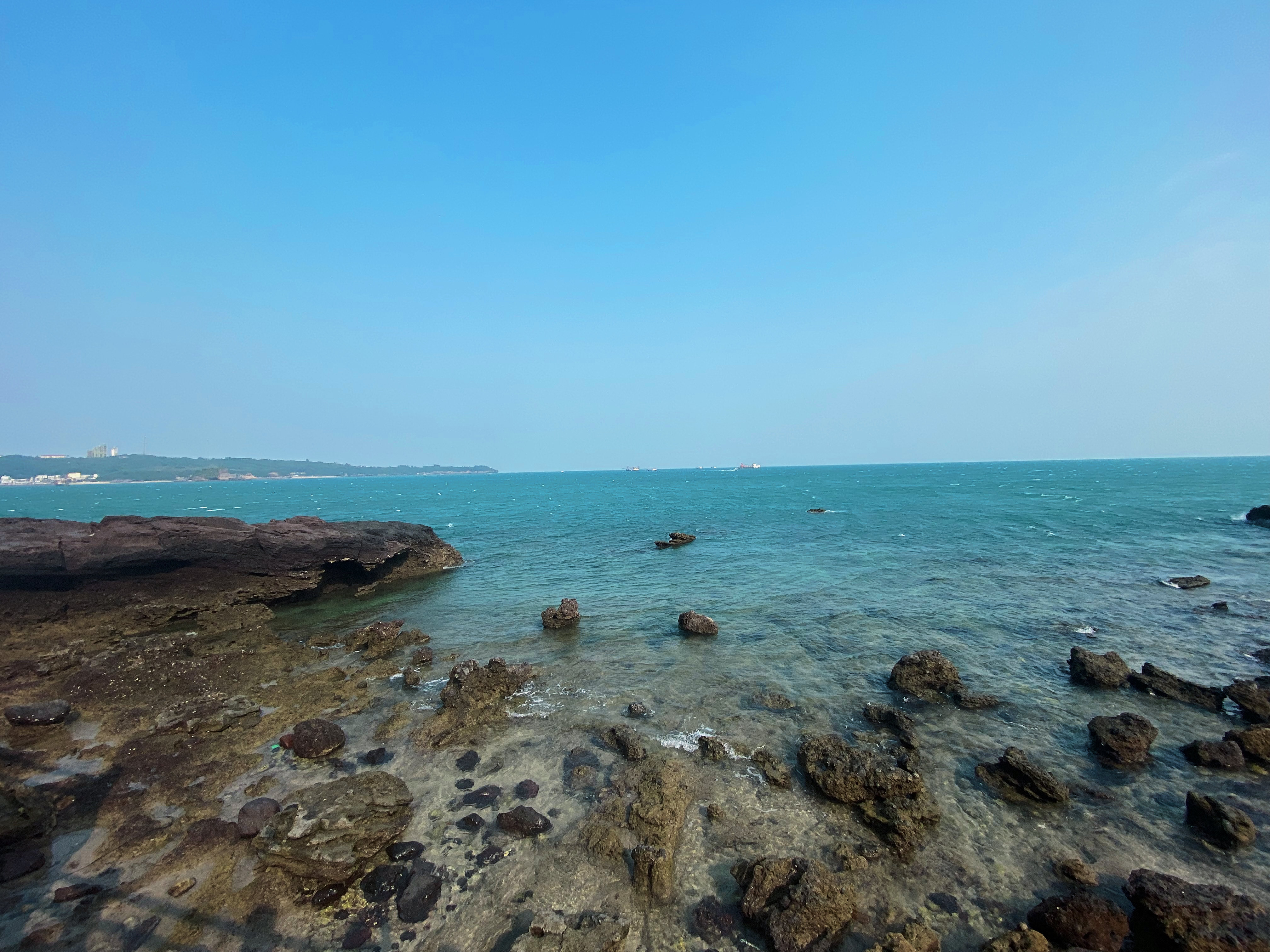 Crowne Plaza Beihai Silver Beach 46/50