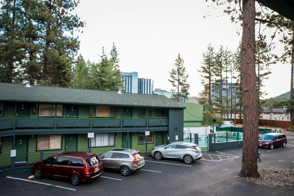 Big Pines Mountain House 58/67