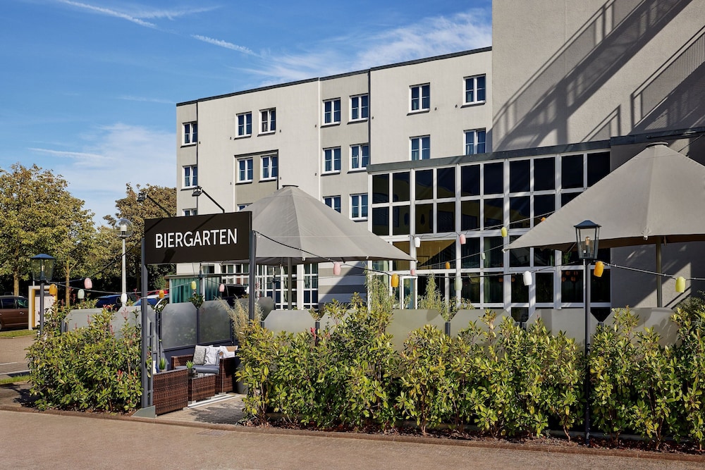Courtyard by Marriott Dortmund 3/48