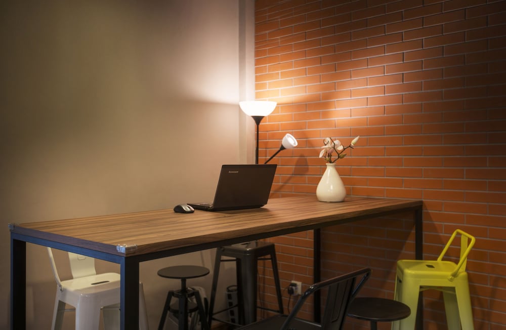 Hotel Twenty 8B 36/40