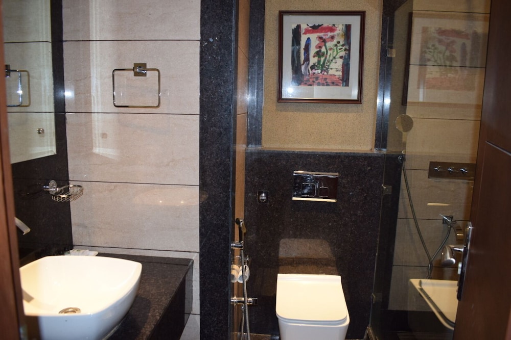 Hotel Ambica 38/40