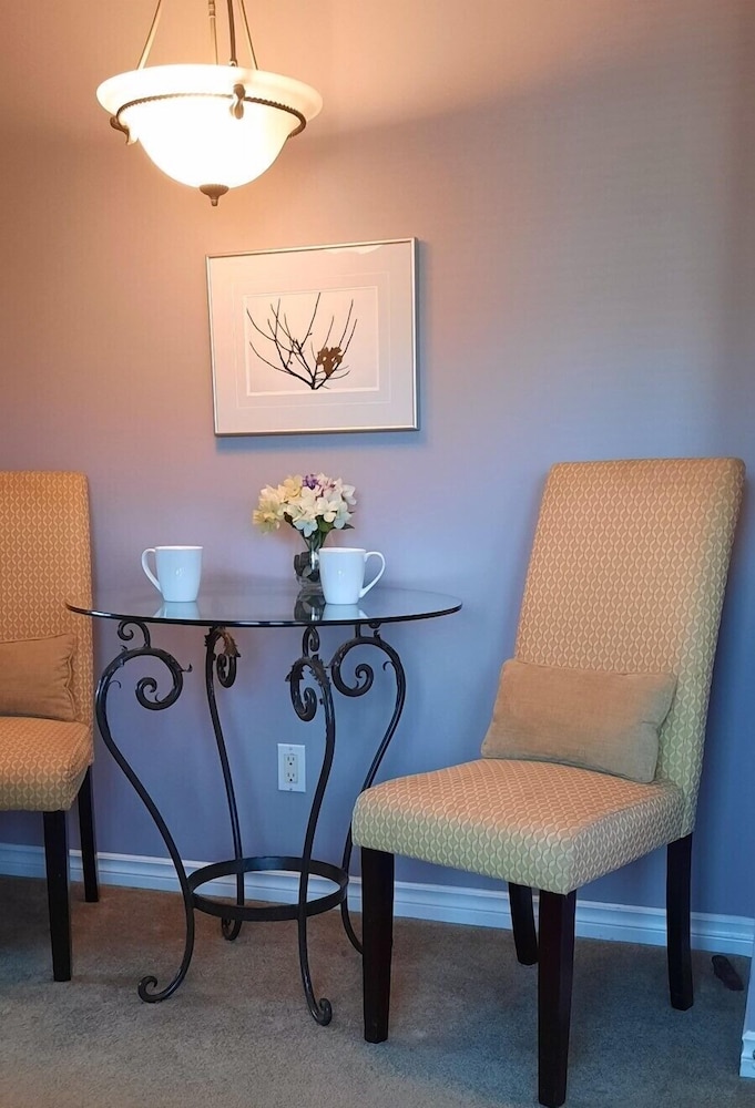 Beacon Inn at Sidney B&B 51/66