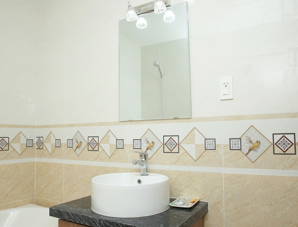 Thien Tai Hotel 48/50
