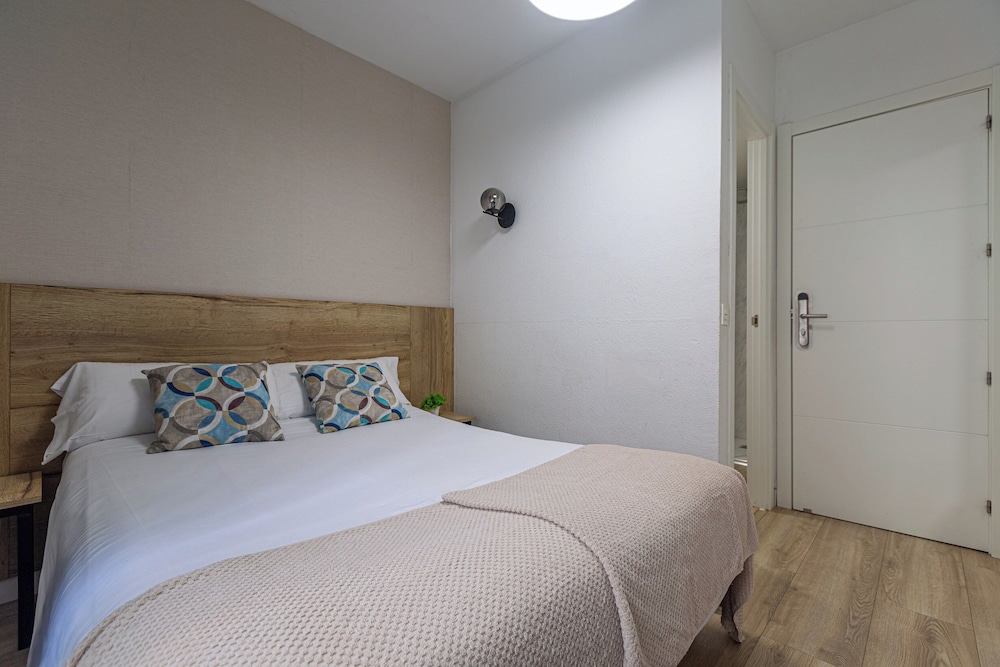 Iraipe Gorbea Hotel 5/48