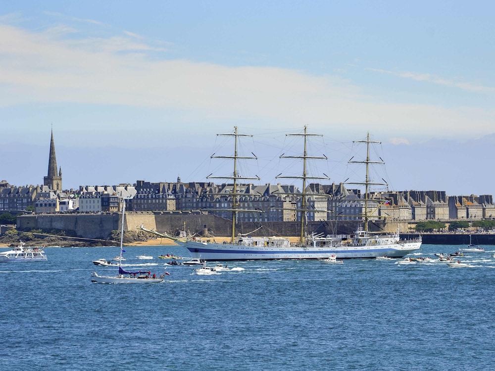 Ibis Styles Saint Malo Port 58/62