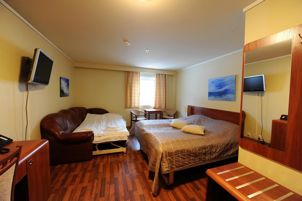 Gardermoen Hotel Bed & Breakfast 7/18