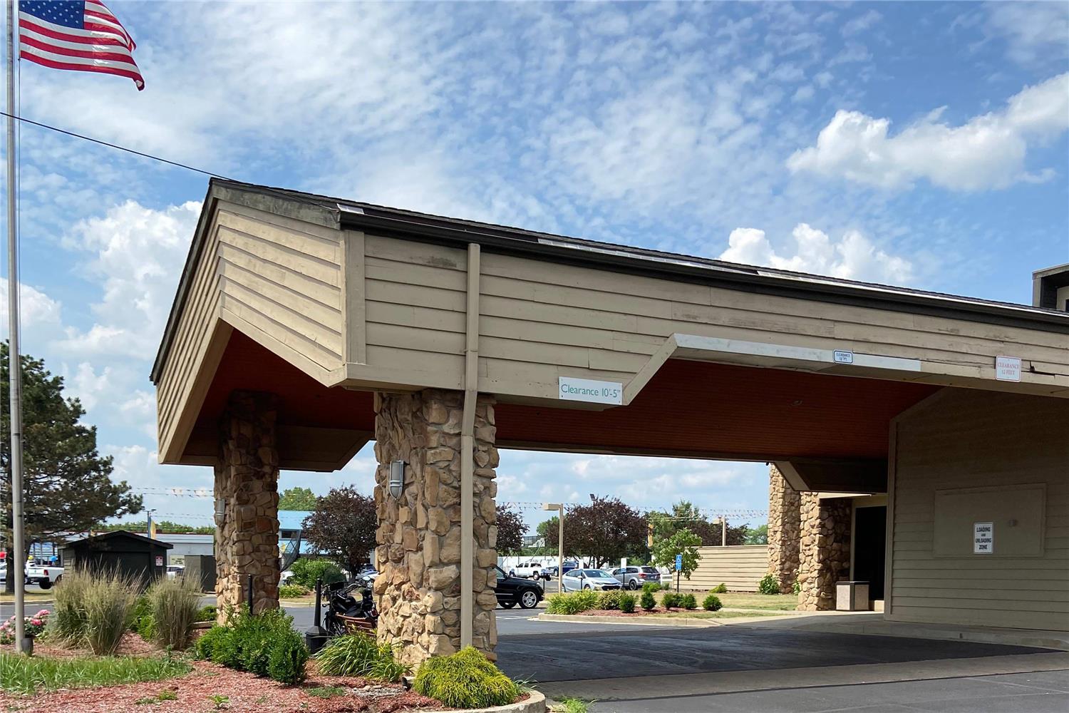 Quality Inn and Suites Goshen IN 2/25