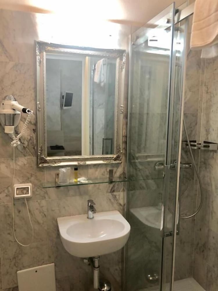 Hotel Bolzano 21/28