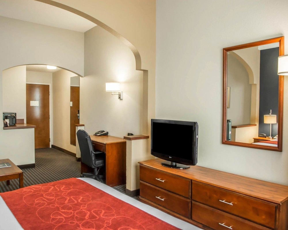 Fairfield Inn & Suites Newport Cincinnati 21/36
