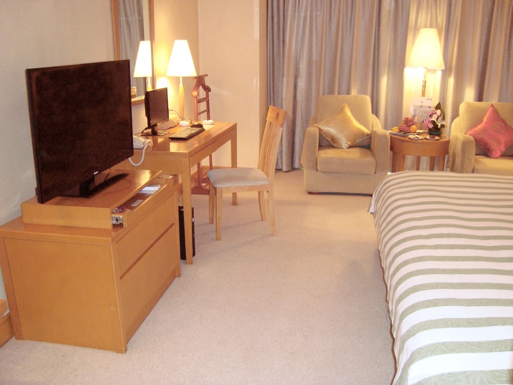 Culture Plaza Hotel Zhejiang 14/25